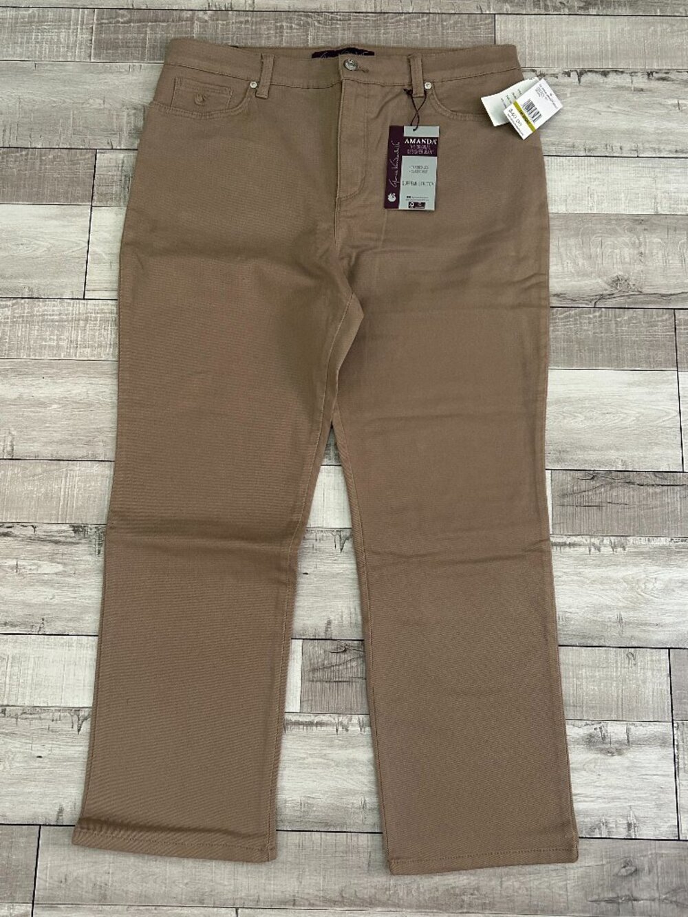NWT Gloria Vanderbilt Size 14P Short Amanda Jeans Hazelnut Color